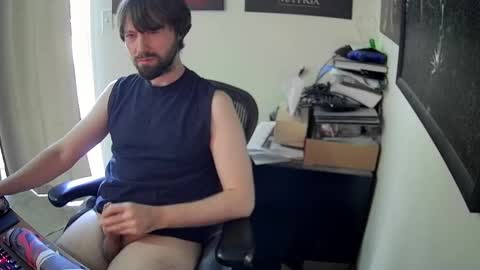 Snapshot of slave2pussy chatting on 02/28/25, 07:56 slave2pussy online show from 02/28/25, 07:56