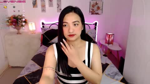 Snapshot of slave_amanda69 chatting on 02/19/25, 09:06 Queen Cyrine online show from 02/19/25, 09:06