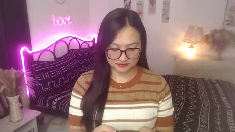 Queen Cyrine online show from 12/16/25, 10:09