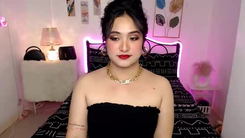 Snapshot of slave_amanda69 chatting on 02/23/26, 11:29 Queen Cyrine online show from 02/23/26, 11:29