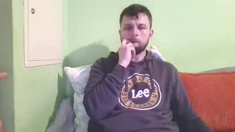 Snapshot of slaveboy32bi chatting on 01/11/26, 05:29 slave boy perwers bdsmFEMDOM online show from 01/11/26, 05:29