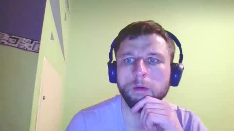 Snapshot of slaveboy32bi chatting on 03/16/26, 10:36 slave boy perwers bdsmFEMDOM online show from 03/16/26, 10:36