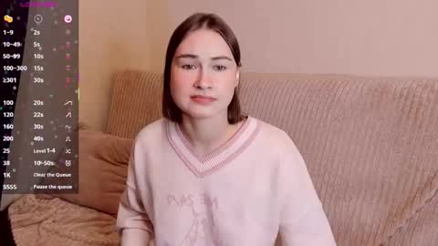 Snapshot of sleeeepy_af chatting on 12/20/25, 06:15 Alice online show from 12/20/25, 06:15