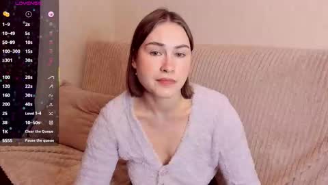 Snapshot of sleeeepy_af chatting on 12/21/25, 05:53 Alice online show from 12/21/25, 05:53