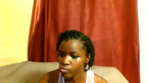 Snapshot of sleek_ass chatting on 03/02/25, 11:07 sleek_ass online show from 03/02/25, 11:07