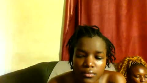 Snapshot of sleek_ass chatting on 03/03/25, 01:09 sleek_ass online show from 03/03/25, 01:09