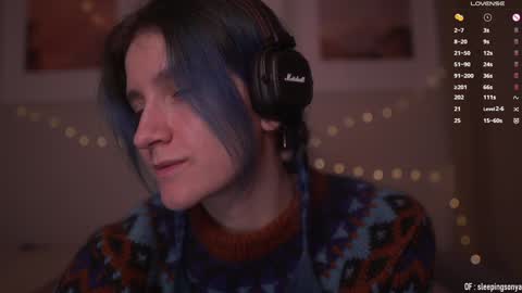 Snapshot of sleepingsonya chatting on 12/22/24, 12:17 Sonya online show from 12/22/24, 12:17