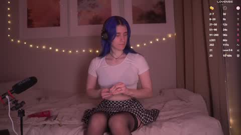 Snapshot of sleepingsonya chatting on 02/22/25, 09:15 Sonya online show from 02/22/25, 09:15