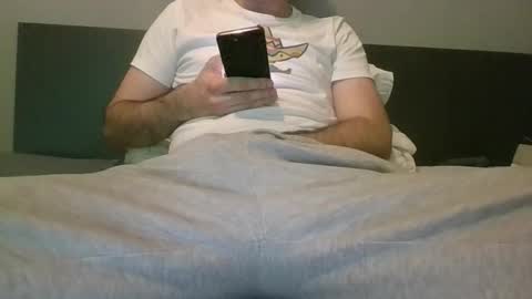 sleepless19 online show from 03/15/26, 10:05