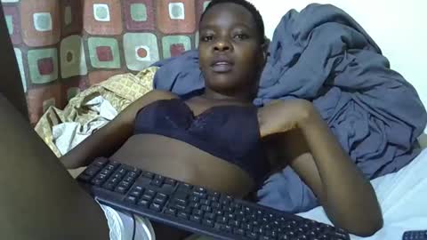 slender_queen online show from 02/12/26, 06:52