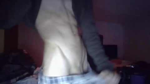 Snapshot of sleve543 chatting on 11/30/25, 05:17 sleve543 online show from 11/30/25, 05:17