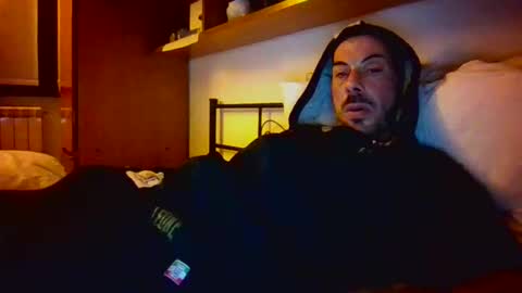 Snapshot of slevin1983 chatting on 02/26/26, 07:24 slevin online show from 02/26/26, 07:24