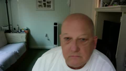 Snapshot of slick50000 chatting on 10/21/25, 07:14 slick50000 online show from 10/21/25, 07:14