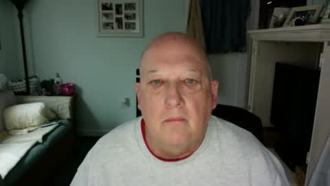Snapshot of slick50000 chatting on 04/05/26, 03:53 slick50000 online show from 04/05/26, 03:53