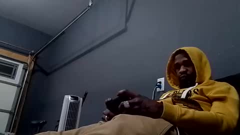 Snapshot of slickerthan12 chatting on 02/09/25, 08:11 BBC Hanging online show from 02/09/25, 08:11