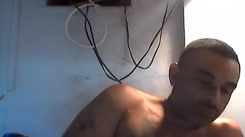 Snapshot of slickstre chatting on 06/22/26, 01:51 slickstre online show from 06/22/26, 01:51