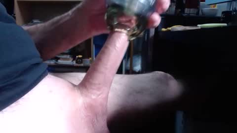 sliderguy699 online show from 12/04/25, 02:54