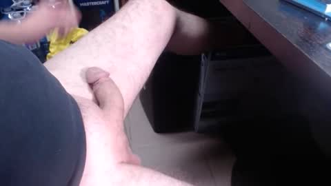 sliderguy699 online show from 02/19/26, 03:02