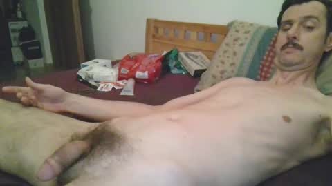 Snapshot of slim38 chatting on 09/17/25, 05:09 Alin online show from 09/17/25, 05:09