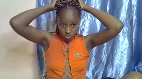 Snapshot of slim_alicia chatting on 02/23/26, 12:46 Alicia online show from 02/23/26, 12:46