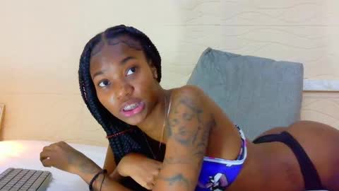 Snapshot of slim_chocobar18 chatting on 02/26/26, 04:06 slim_chocobar18 online show from 02/26/26, 04:06