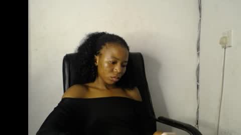 Snapshot of slim_ebonypet chatting on 04/30/26, 10:58 Crystal online show from 04/30/26, 10:58