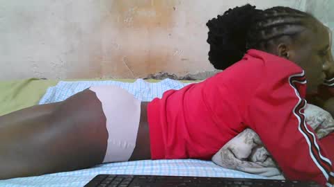 Snapshot of slim_girl3 chatting on 07/12/26, 08:05 slim_girl3 online show from 07/12/26, 08:05