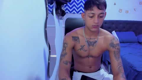 Snapshot of slim_master12 chatting on 12/30/24, 05:44 slim_master12 online show from 12/30/24, 05:44