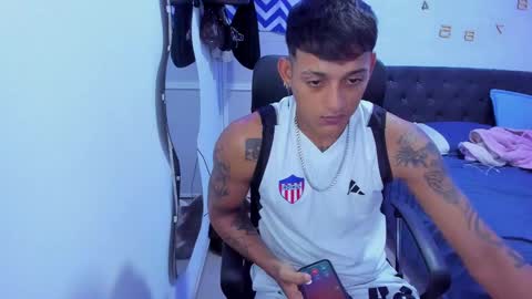 Snapshot of slim_master12 chatting on 12/31/24, 08:59 slim_master12 online show from 12/31/24, 08:59