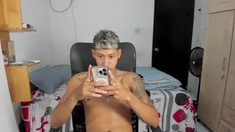 Snapshot of slim_master12 chatting on 02/06/25, 11:21 slim_master12 online show from 02/06/25, 11:21