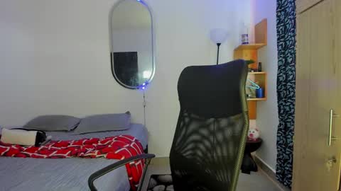 Snapshot of slim_master12 chatting on 03/09/25, 03:38 slim_master12 online show from 03/09/25, 03:38