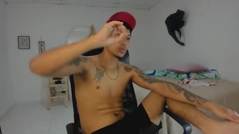 slim_master12 online show from 03/01/26, 01:02