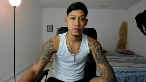 slim_master12 online show from 03/22/26, 12:30