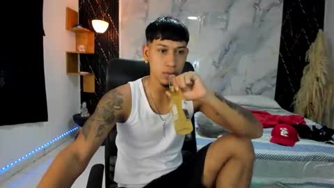 slim_master12 online show from 04/26/26, 05:21