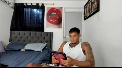 Snapshot of slim_master12 chatting on 06/17/26, 08:32 slim_master12 online show from 06/17/26, 08:32
