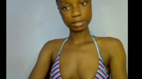 Snapshot of slim_petitqueen chatting on 06/04/26, 07:36 Alice online show from 06/04/26, 07:36
