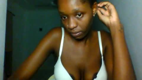 Snapshot of slimandthick1 chatting on 04/27/26, 08:07 slimandthick1 online show from 04/27/26, 08:07