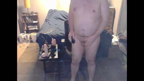 Snapshot of slimdizzy64 chatting on 04/02/26, 01:58 slave drew or slut online show from 04/02/26, 01:58