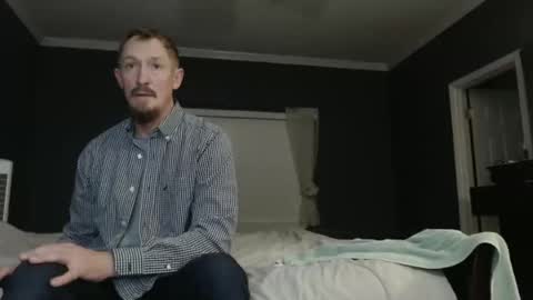 Snapshot of slimjp chatting on 11/19/25, 05:07 slimjp online show from 11/19/25, 05:07