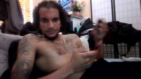 Slim online show from 04/11/26, 05:17