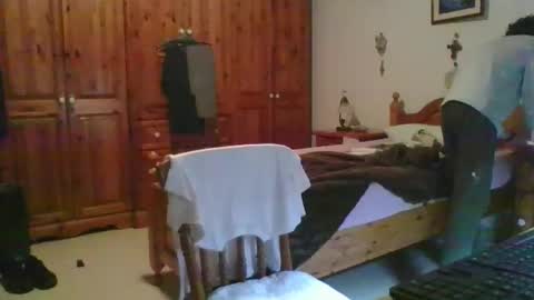 Snapshot of slimteaser089 chatting on 01/12/26, 08:14 SlimTeaser089 online show from 01/12/26, 08:14