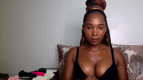 Snapshot of slimy_baiby chatting on 02/16/26, 06:48 slimy_baiby online show from 02/16/26, 06:48