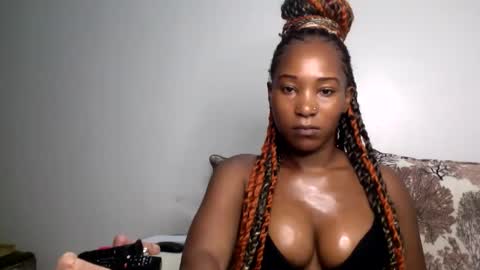 Snapshot of slimy_baiby chatting on 02/17/26, 08:11 slimy_baiby online show from 02/17/26, 08:11