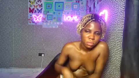 Snapshot of slimzyxdoll chatting on 06/11/26, 12:32 slimzyxdoll online show from 06/11/26, 12:32