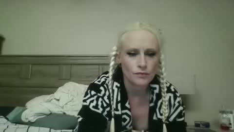 slip_inslide online show from 04/16/26, 10:38