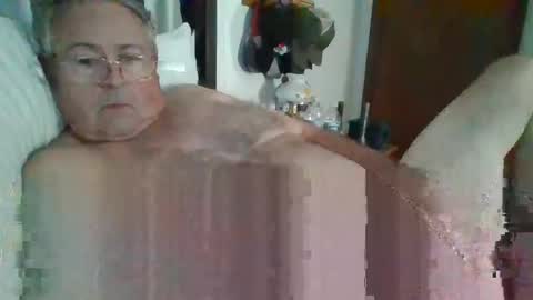 slippery_duck online show from 09/26/25, 01:15