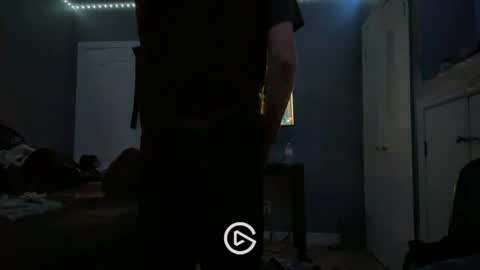 Snapshot of slips991 chatting on 11/16/25, 07:36 slips991 online show from 11/16/25, 07:36