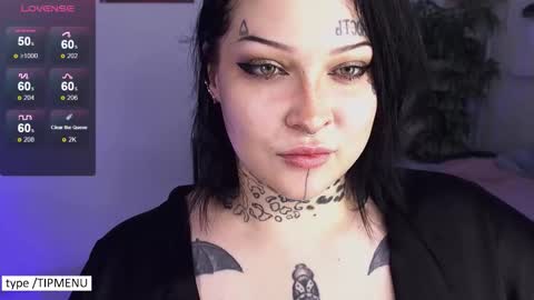 Snapshot of slobbergirl chatting on 12/21/25, 11:17 Kira Khanina online show from 12/21/25, 11:17