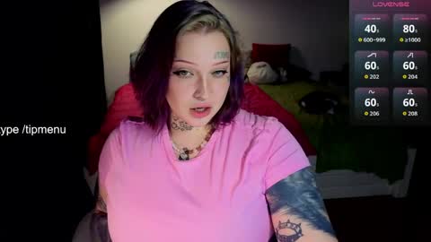 Snapshot of slobbergirl chatting on 05/24/26, 10:37 Kira Khanina online show from 05/24/26, 10:37