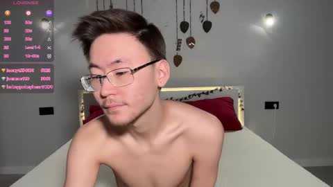 Snapshot of slola_li chatting on 02/27/26, 02:33 Lola and Li - online show from 02/27/26, 02:33